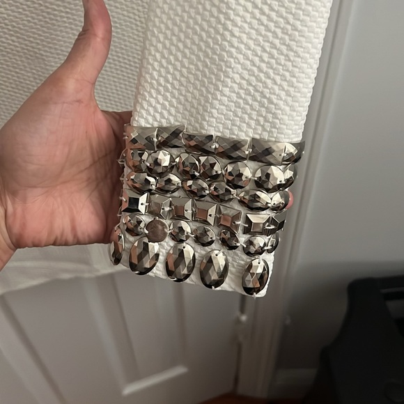 Beautiful - Picture 4 of 4